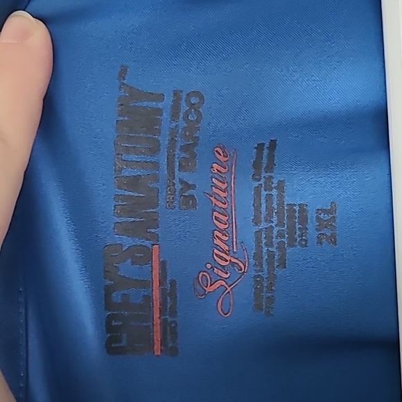 Grey's anatomy by Barco scrub top - Picture 2 of 5